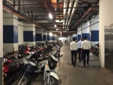 Cảnh giác thủ đoạn tráo biển số để trộm xe máy tại các bãi giữ xe